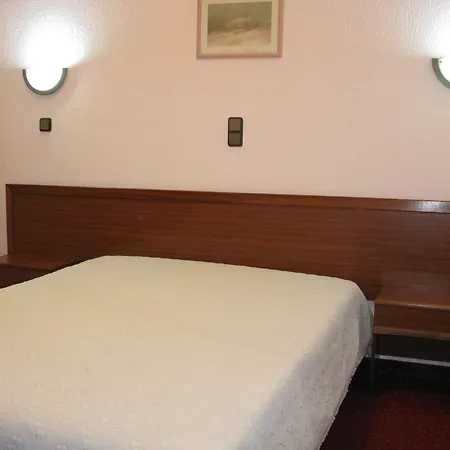 S. Gabriel Hotel 2*