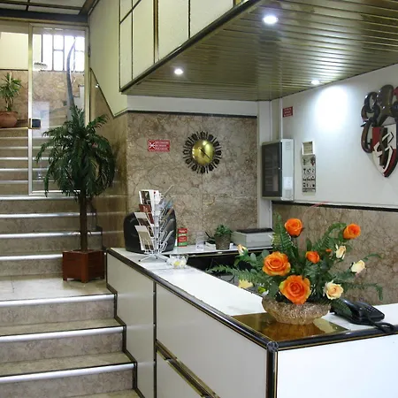 S. Gabriel מלון פורטו